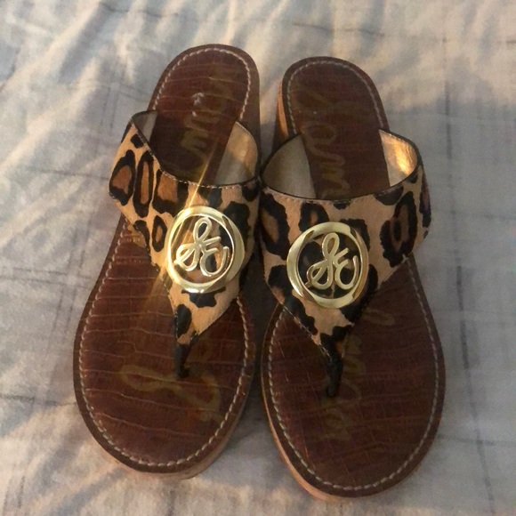 Fun and cute wedges - Picture 1 of 3